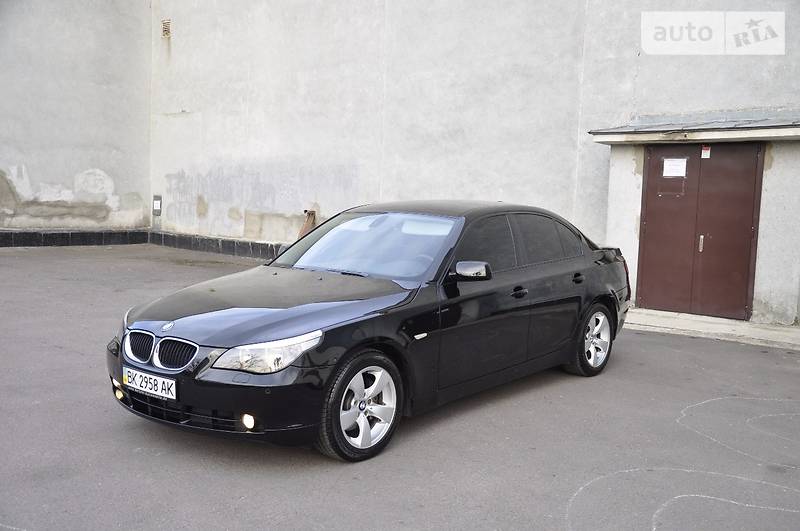 Седан BMW 5 Series 2004 в Ровно
