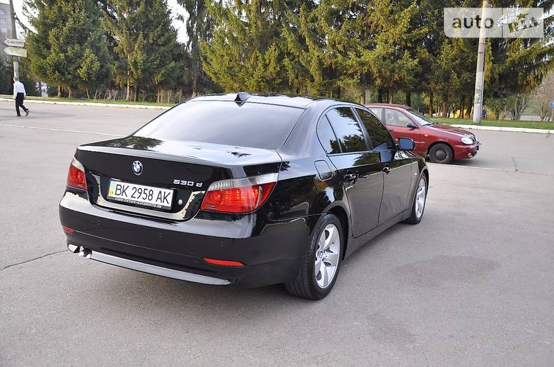Седан BMW 5 Series 2004 в Ровно