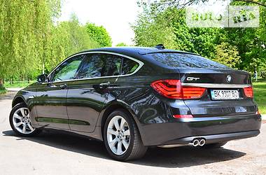 Седан BMW 5 Series 2011 в 