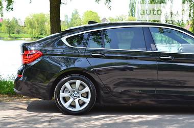 Седан BMW 5 Series 2011 в 