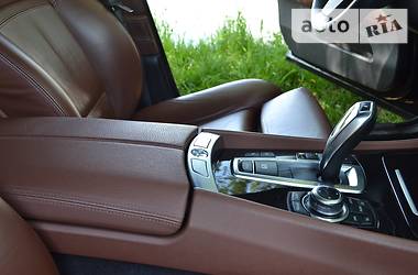Седан BMW 5 Series 2011 в 