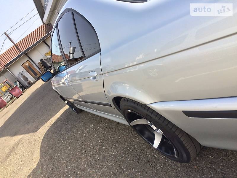 BMW 5 Series 2003 в Черновцах