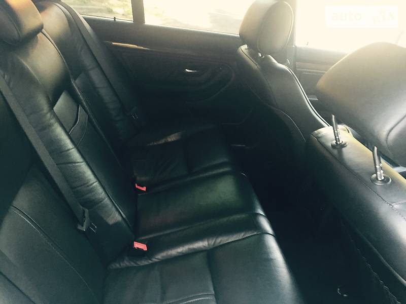 Седан BMW 5 Series 2003 в Ровно