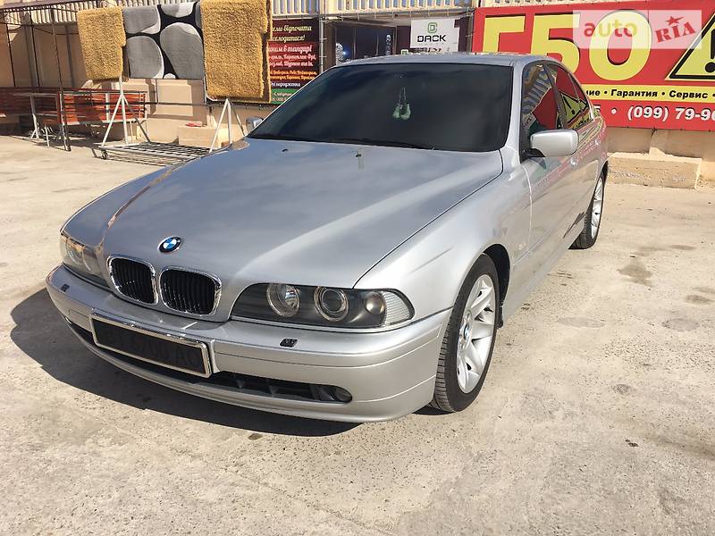 Седан BMW 5 Series 2000 в Новой Каховке