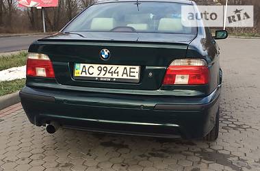 Седан BMW 5 Series 2000 в Луцке