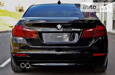 Седан BMW 5 Series 2015 в Киеве