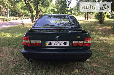 Седан BMW 5 Series 1992 в Николаеве