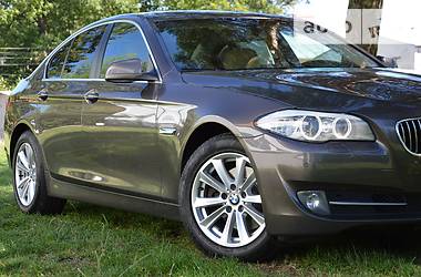 Седан BMW 5 Series 2013 в Львове