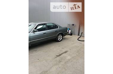 Седан BMW 5 Series 1990 в Киеве