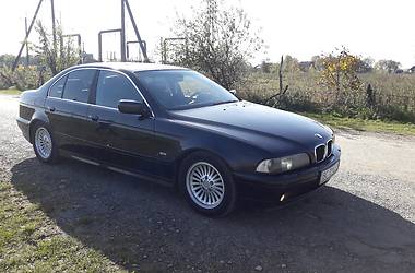 Седан BMW 5 Series 2000 в Стрые