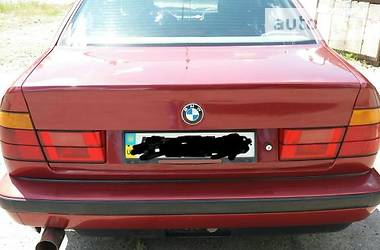 Седан BMW 5 Series 1991 в Днепре