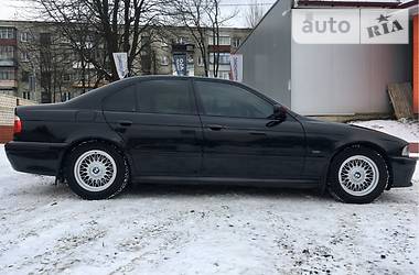 Седан BMW 5 Series 2002 в Львове