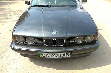 Седан BMW 5 Series 1989 в Кропивницком