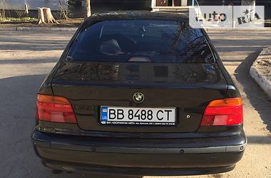 Седан BMW 5 Series 1997 в Луганську