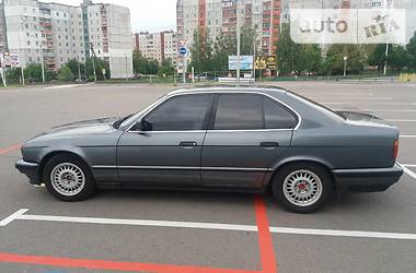 Седан BMW 5 Series 1989 в Чернигове