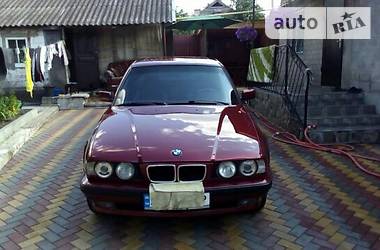 Седан BMW 5 Series 1992 в Каменском