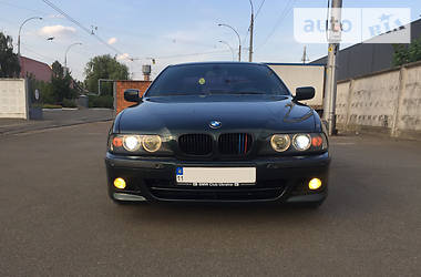 Седан BMW 5 Series 2000 в Киеве