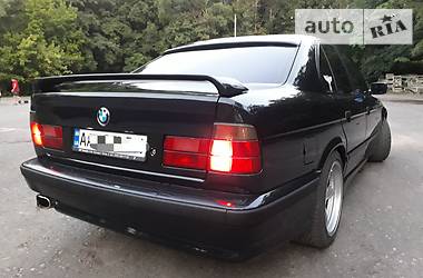 Седан BMW 5 Series 1993 в Києві