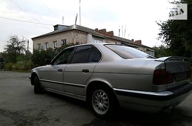 Седан BMW 5 Series 1994 в Виннице