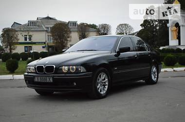 Седан BMW 5 Series 2003 в Староконстантинове