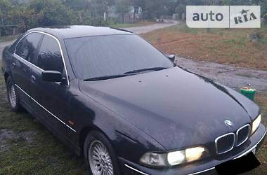 Седан BMW 5 Series 1997 в Умані