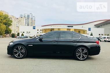 Седан BMW 5 Series 2016 в Киеве