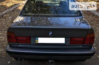 Седан BMW 5 Series 1994 в Одессе