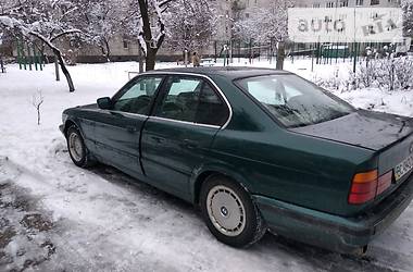 Седан BMW 5 Series 1991 в Броварах