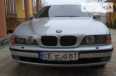 Седан BMW 5 Series 2000 в Чернівцях