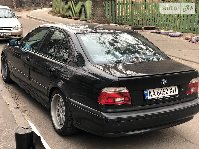 Седан BMW 5 Series 2001 в Киеве