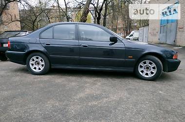 Седан BMW 5 Series 1997 в Виннице