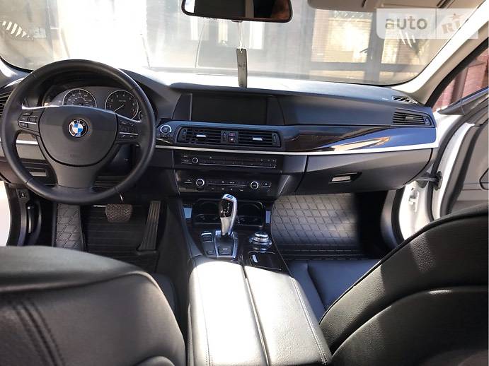 Седан BMW 5 Series 2011 в Кривому Розі фото 18 Седан BMW 5 Series 2011 в Кривому Розі