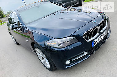 Седан BMW 5 Series 2016 в Ровно