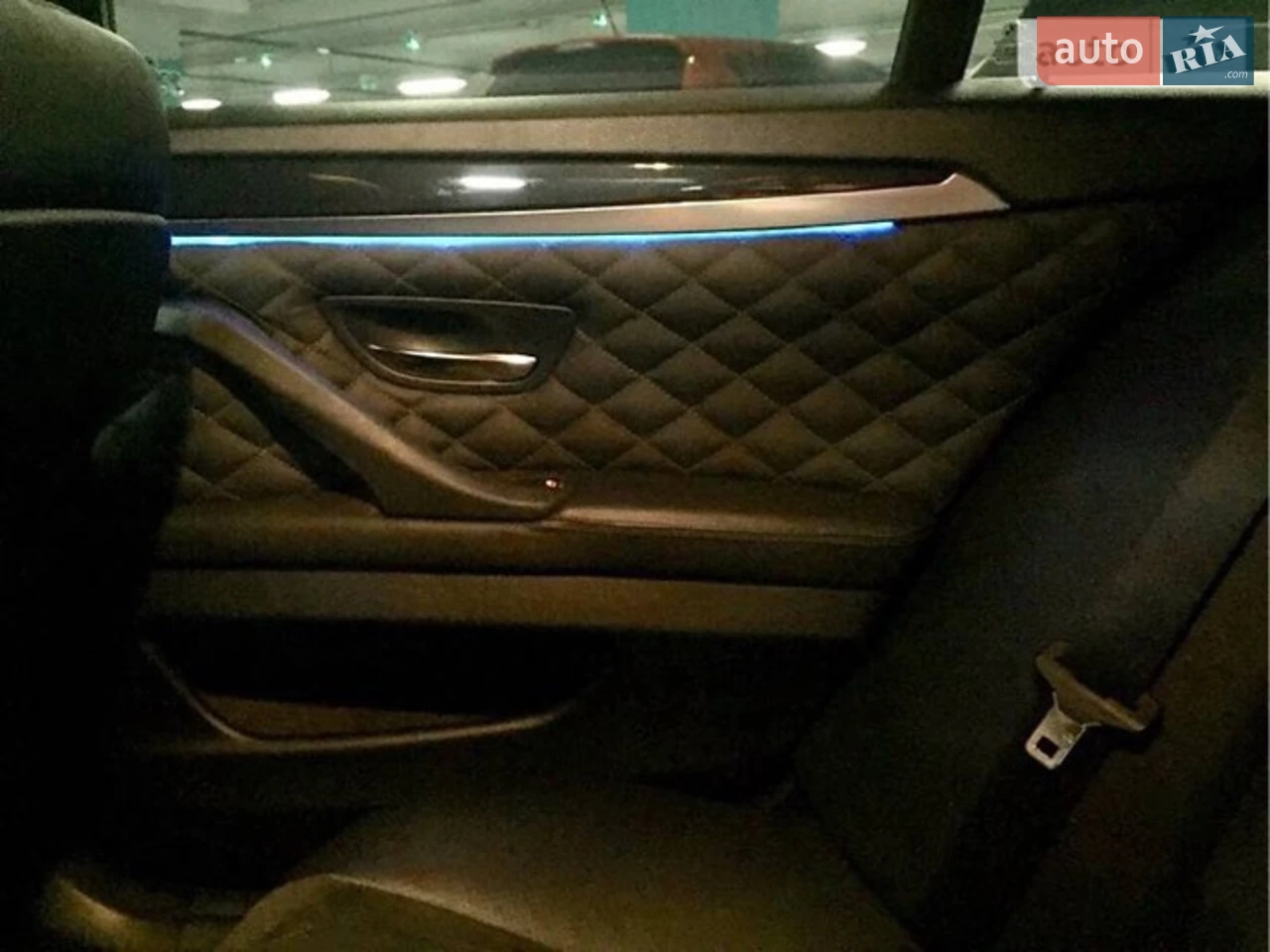 2011 BMW 5er - мініатюра 3