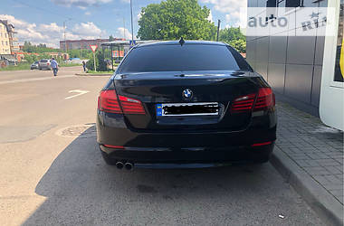 Седан BMW 5 Series 2010 в Ужгороде