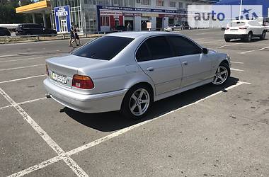 Седан BMW 5 Series 2001 в Харькове