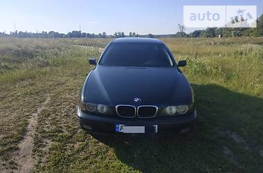 Седан BMW 5 Series 1998 в Іванкові