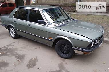 Седан BMW 5 Series 1985 в Киеве