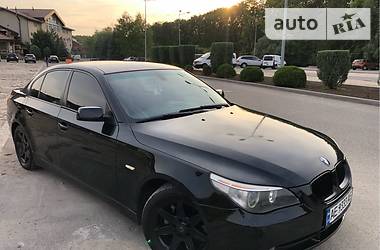 Седан BMW 5 Series 2005 в Днепре