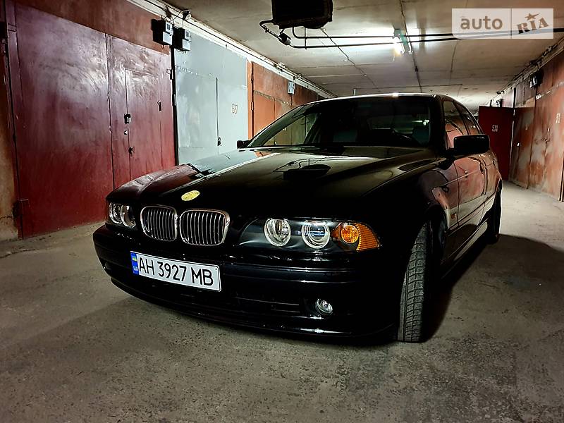 Седан BMW 5 Series 2000 в Києві