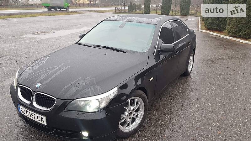 Седан BMW 5 Series 2004 в Дубно