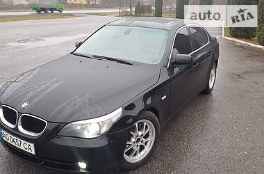 Седан BMW 5 Series 2004 в Дубно