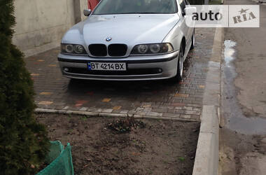 Седан BMW 5 Series 2000 в 