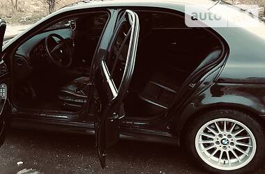 Седан BMW 5 Series 2001 в 
