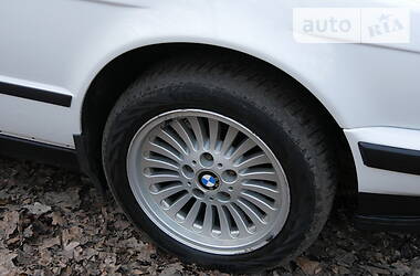 Седан BMW 5 Series 1988 в 