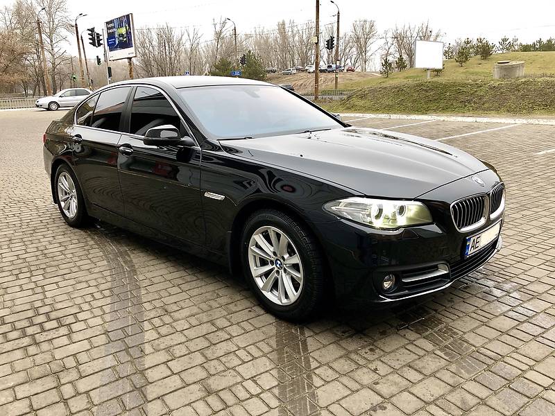 Седан BMW 5 Series 2016 в Днепре