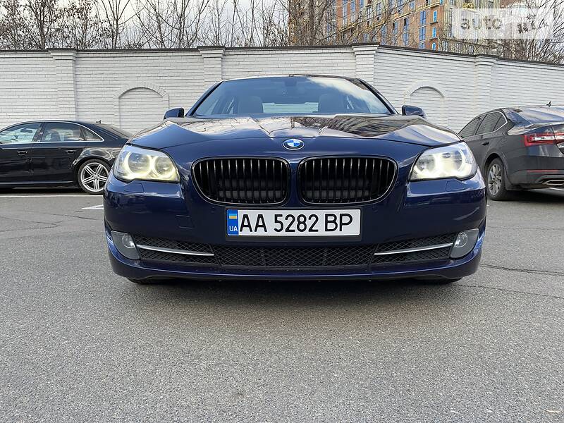 Седан BMW 5 Series 2012 в Киеве