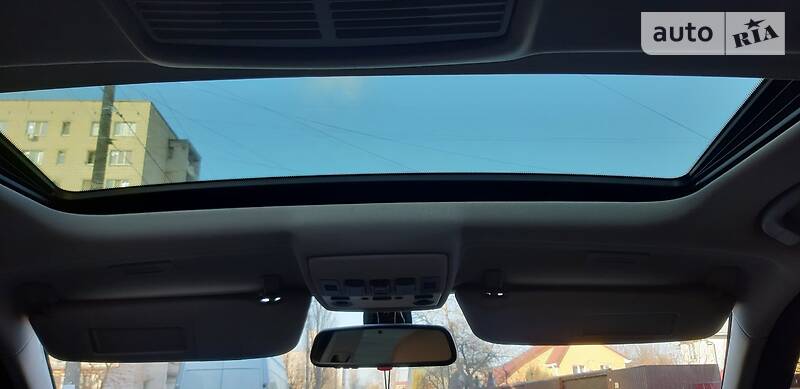 Седан BMW 5 Series 2009 в Вишневому фото 14 Седан BMW 5 Series 2009 в Вишневому