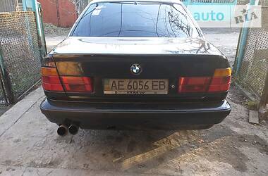Седан BMW 5 Series 1989 в 