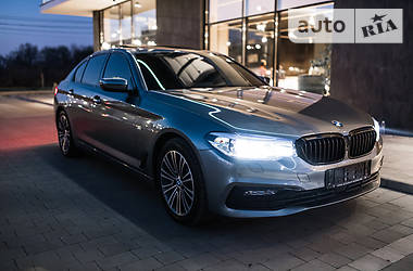 Седан BMW 5 Series 2017 в Ужгороде